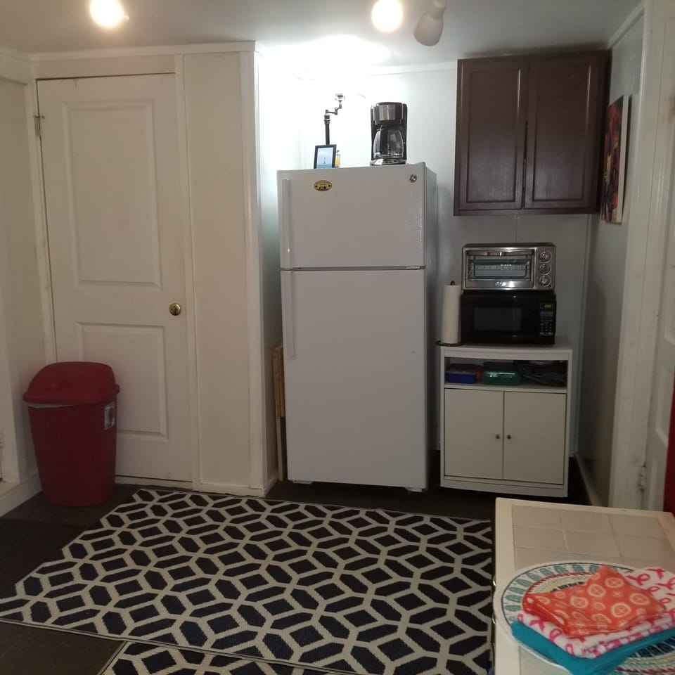 Here's your "Kitchenette"!