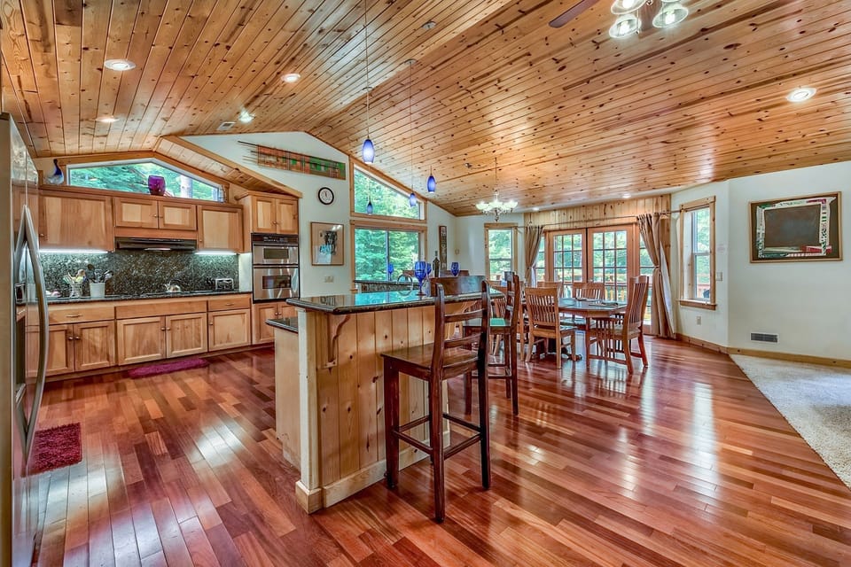 Open, spacious and stunning! 