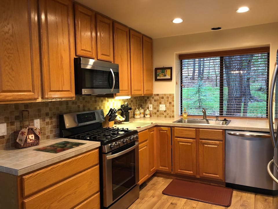 New appliances with gas range