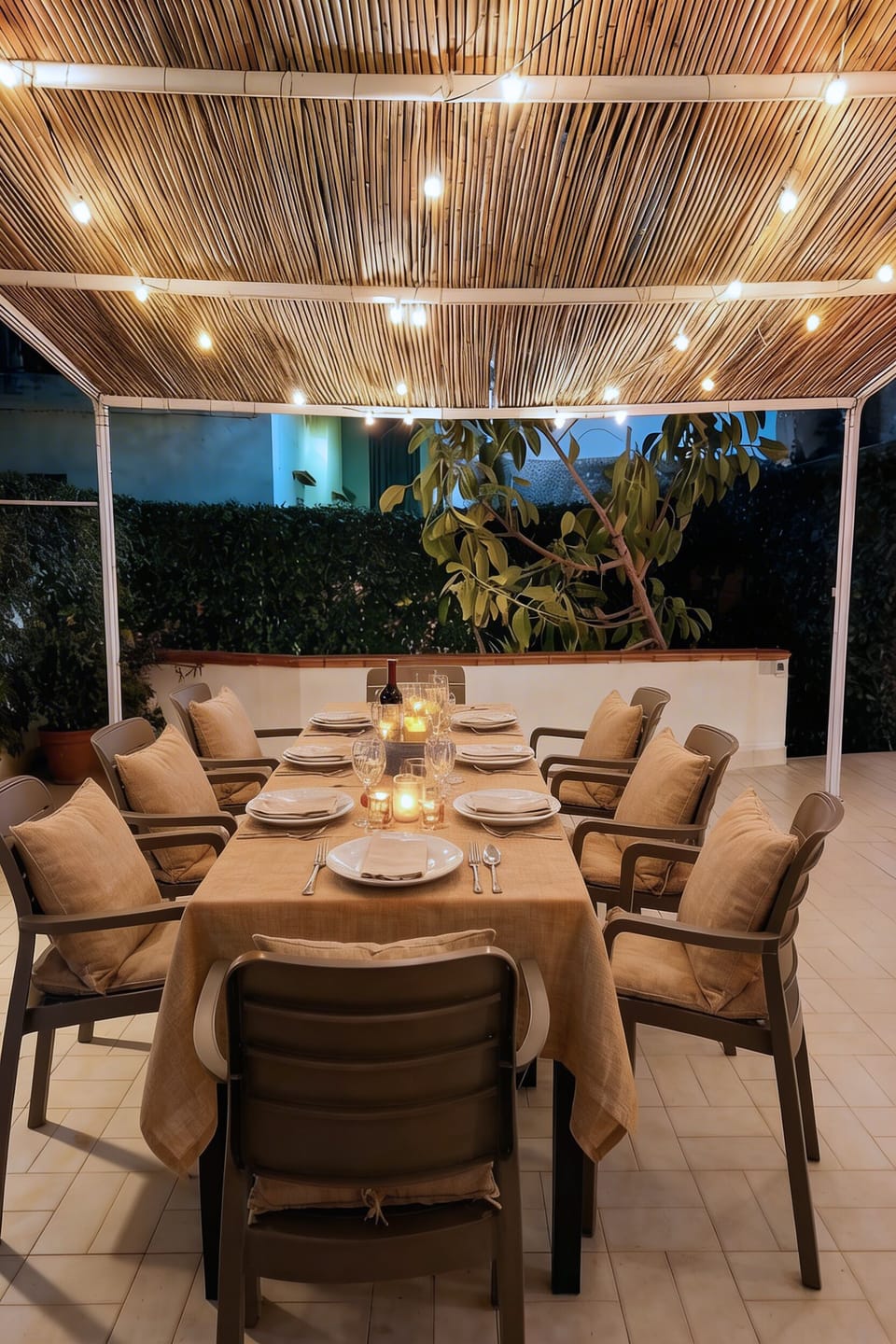 Outdoor dining