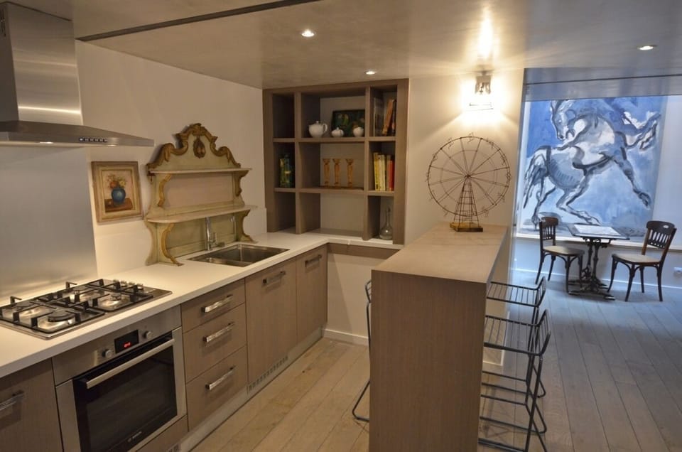 Private kitchen