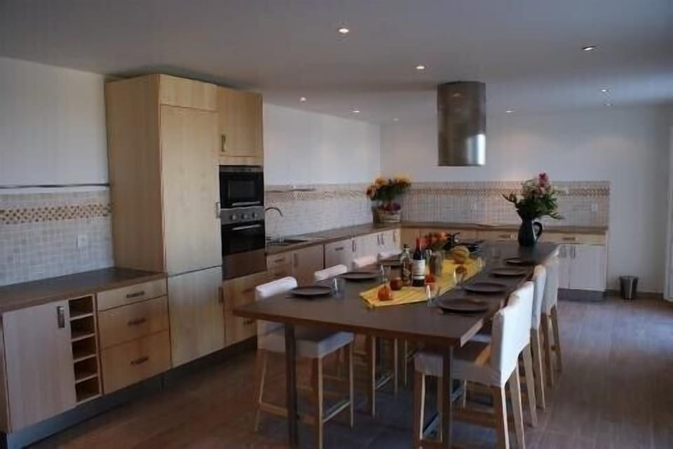 60 m kitchen