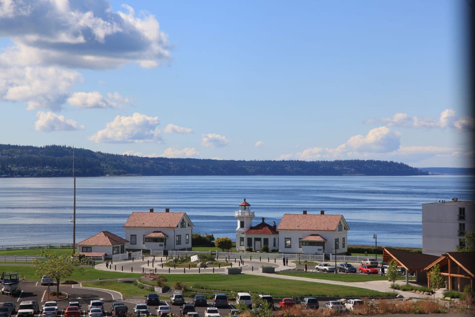 Whidbey Island is only a short 15 min ferry ride from Mukilteo 