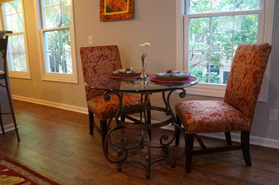 Jones E Carriage house Dine overlooking the courtyard