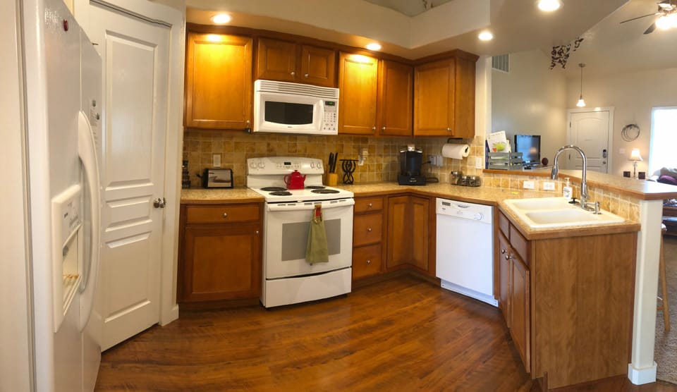 Well stocked kitchen 