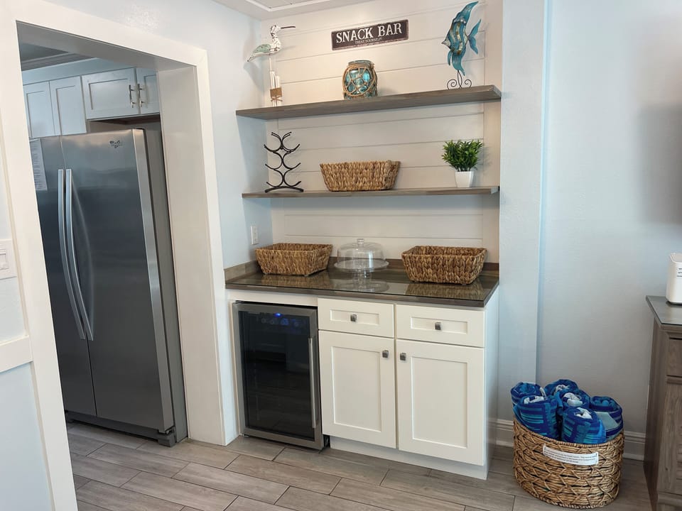 Snack Bar with beverage cooler for all of your beach snacks and drinks.