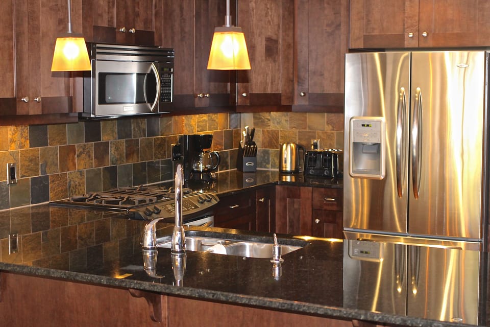 Amazing kitchen. Well stocked with cooking tool essentials/dishes & dishwasher