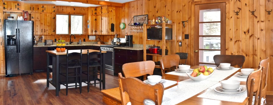 Large sunny Kitchen
