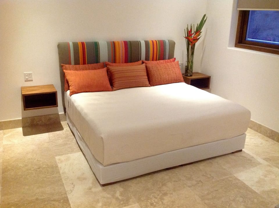 Guest bedroom with en-suite
