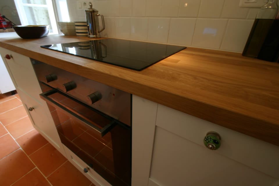 New, well equipped kitchen.