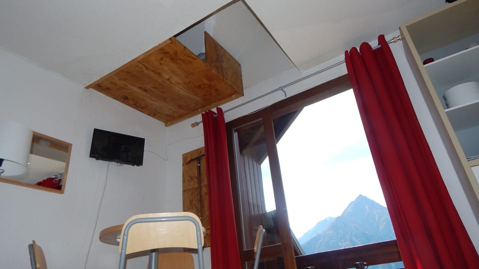 Overhead Storage