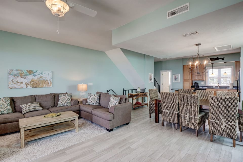 Living / Dining