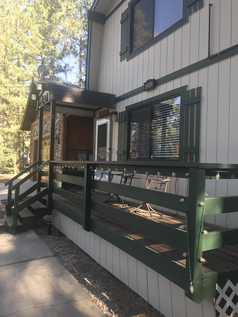Side view of front porch. Enjoy your morning coffee/tea/coco on patio. 