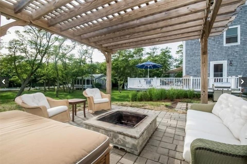 fire-pit and patio