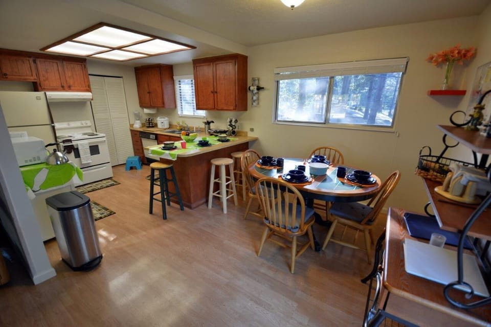 Dining and Kitchen