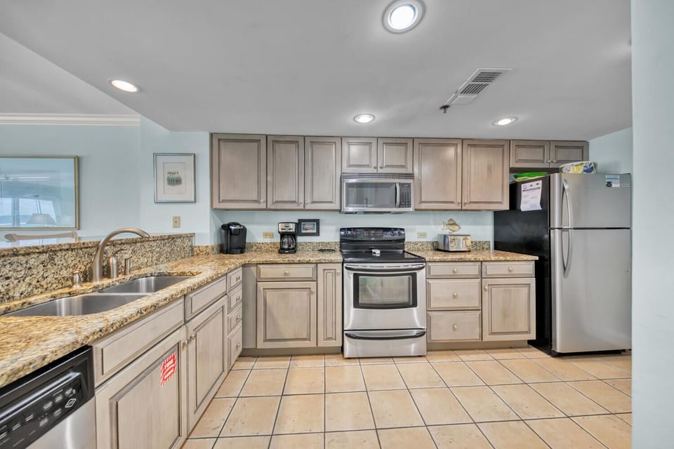 Spacious updated kitchen 