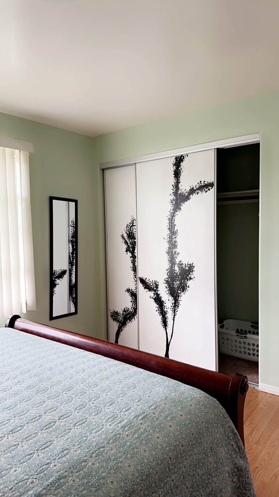 Main Bedroom’s closet