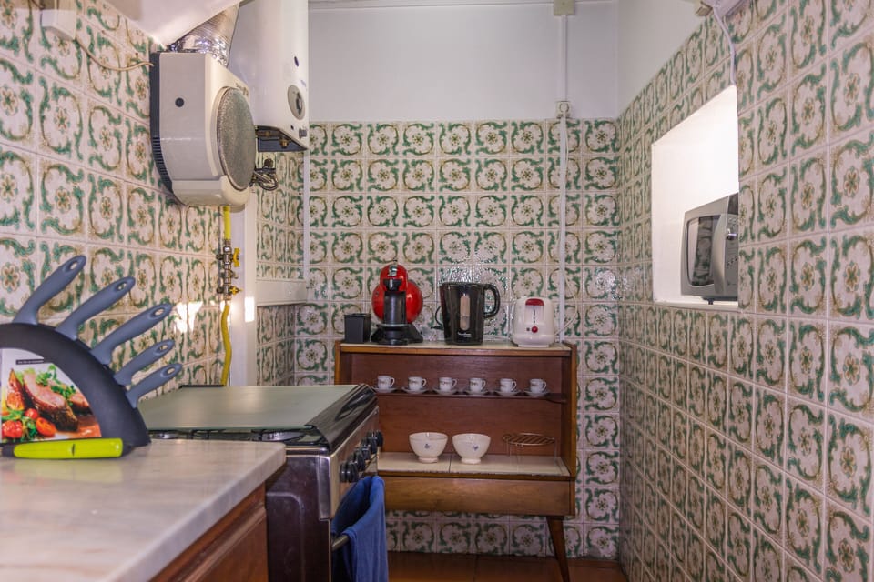 Complete kitchen