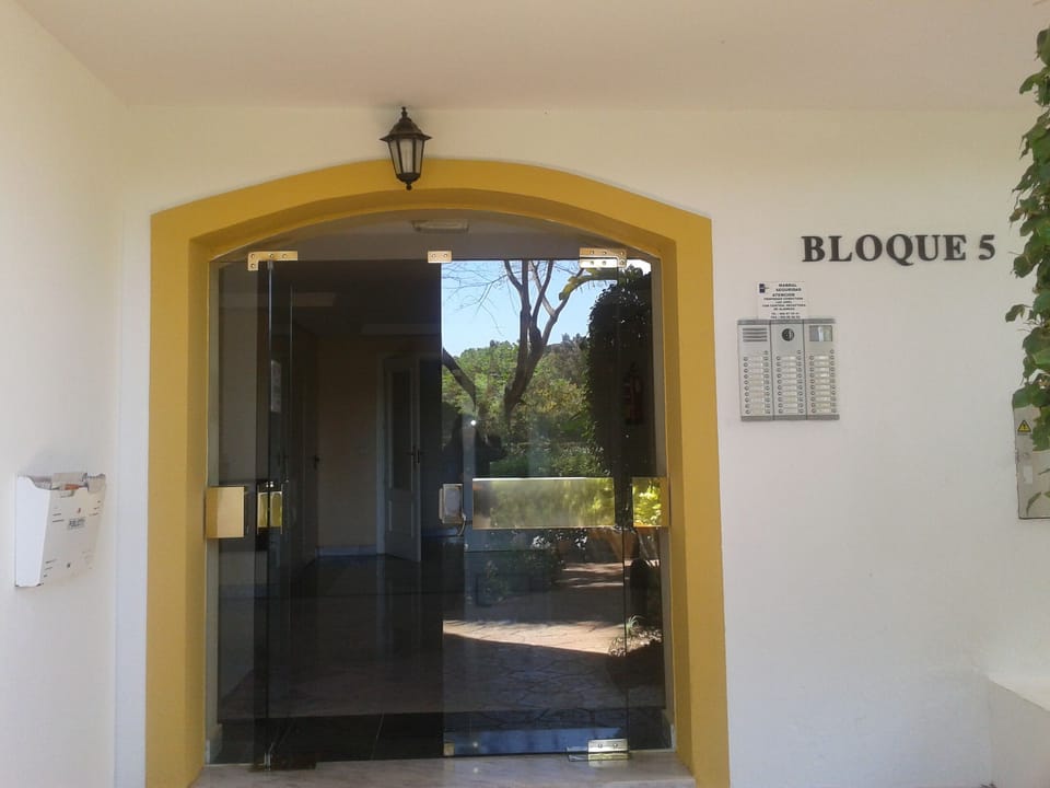 Bloque 5 Entrance