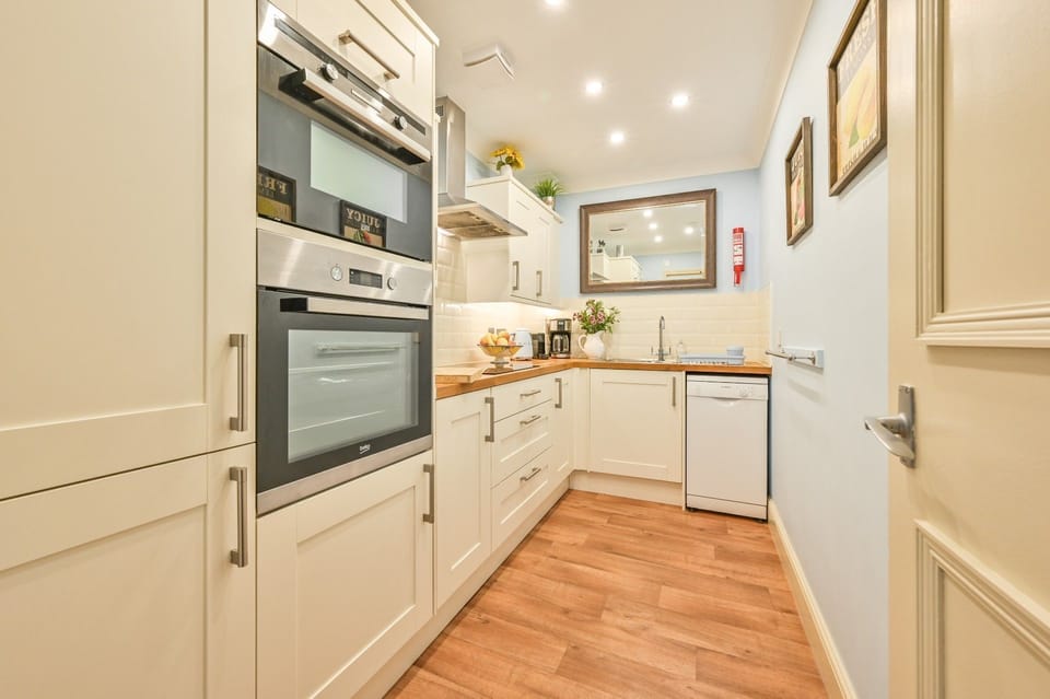 The Kitchen - Apartment 3 - The Muntham Luxury self catering holiday apartments in Torquay.