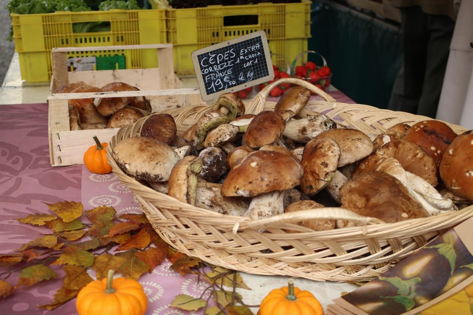 Market in Luchon, twice weekly