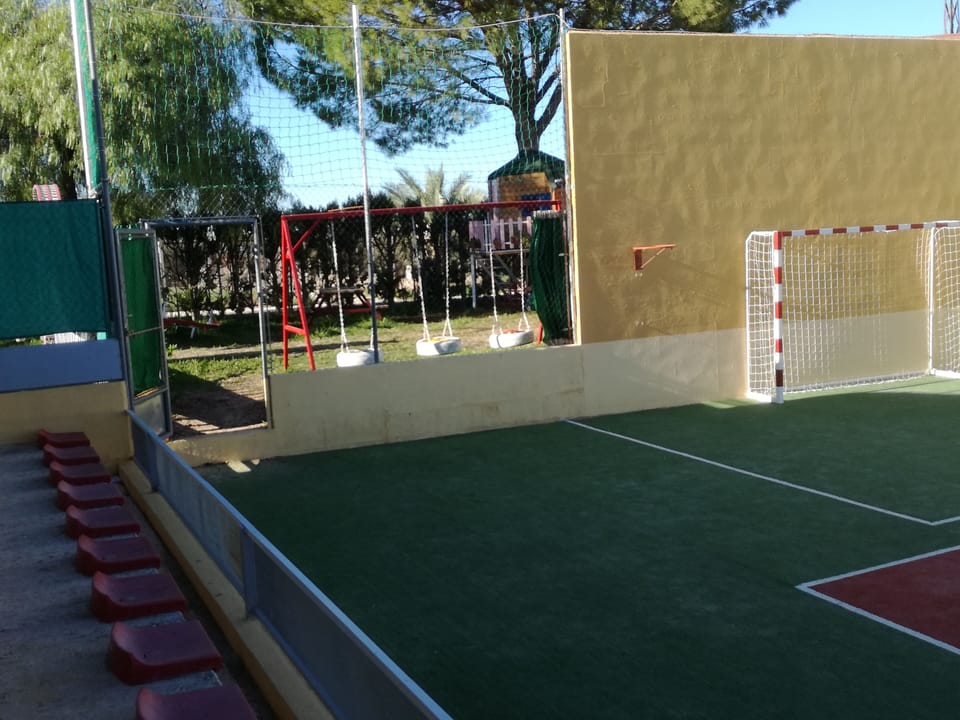 Sport court