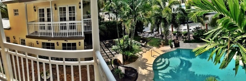 Book Your Vacation To Paradise Today! 