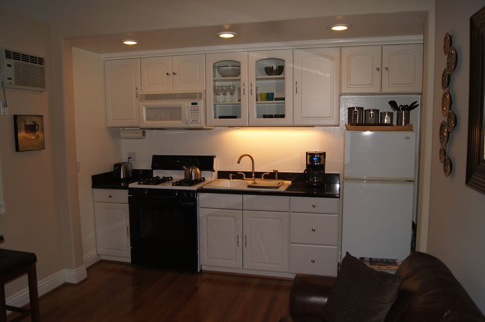 Fully Equipped Kitchen.
