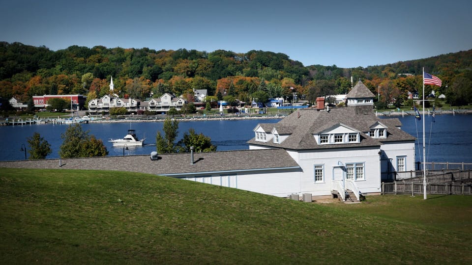 Just a two minute walk to Elberta Park