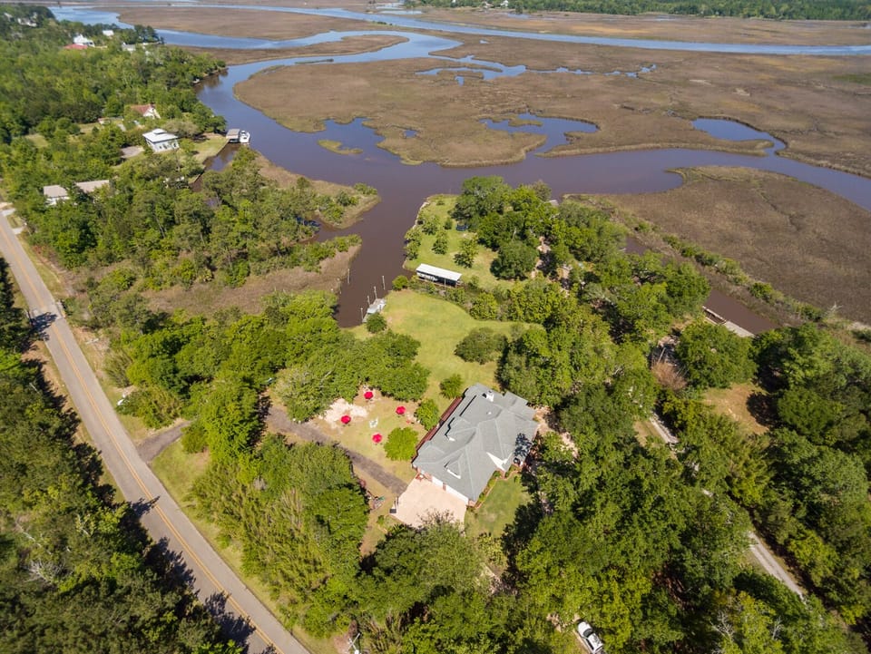 3 ACRES ONE QUARTER MILE TO BAY SAINT LOUIS