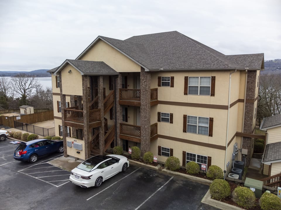 On 6 Condos per Building