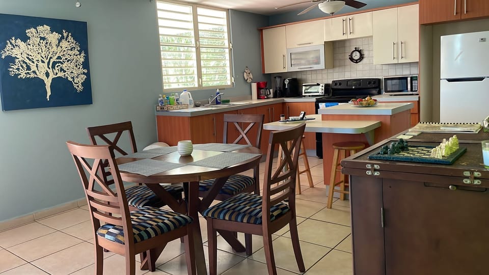 Dining/Kitchen