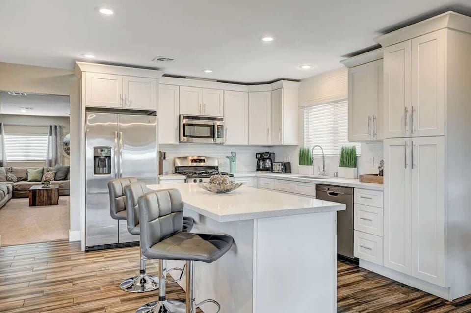 Chef’s kitchen with oversized island