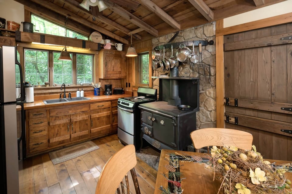 Huffman Creek Retreat -Hemlock-8