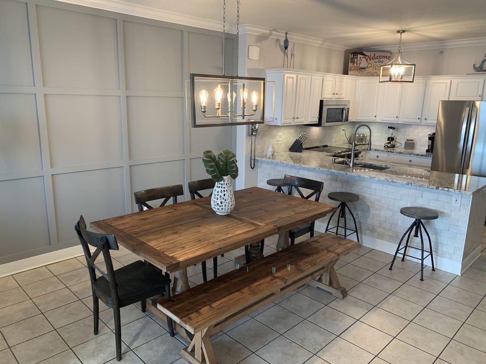 Plenty of room for our capacity of 5 people to gather in the dining area!