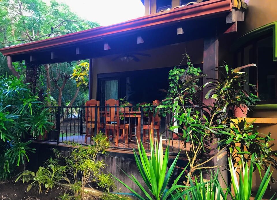 Front dinning patio