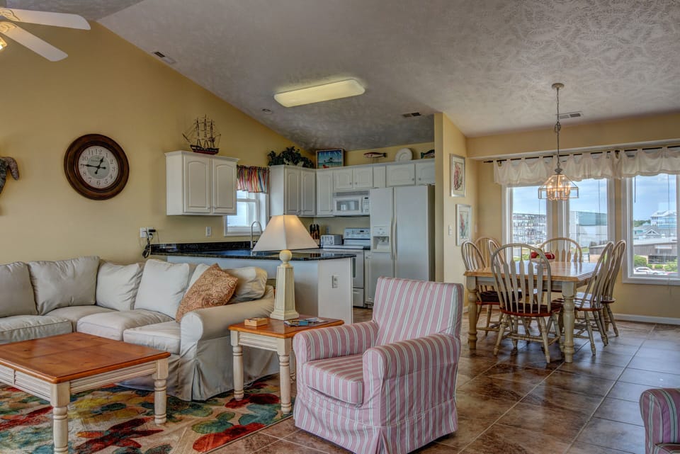 High ceilings with a great open floorplan