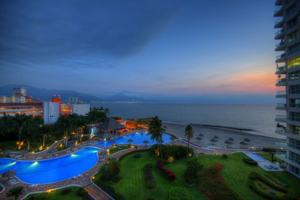 Gorgeous at night!