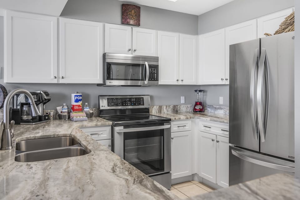 Fully stacked kitchen