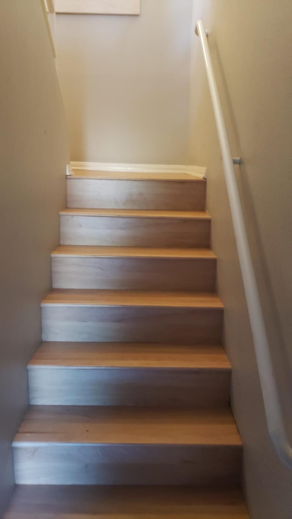 Steps to upper floor to living room and if concern for Older people or kids