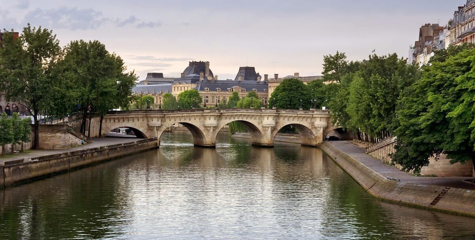 The Seine and the Pont Neuf, just steps from the apartment