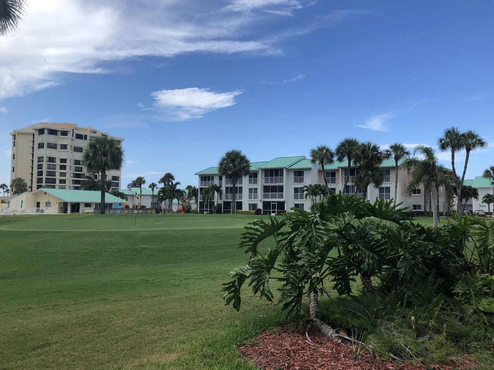 adjacent executive golf course

