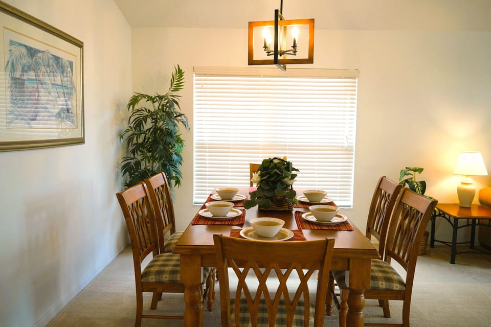 Formal Dining