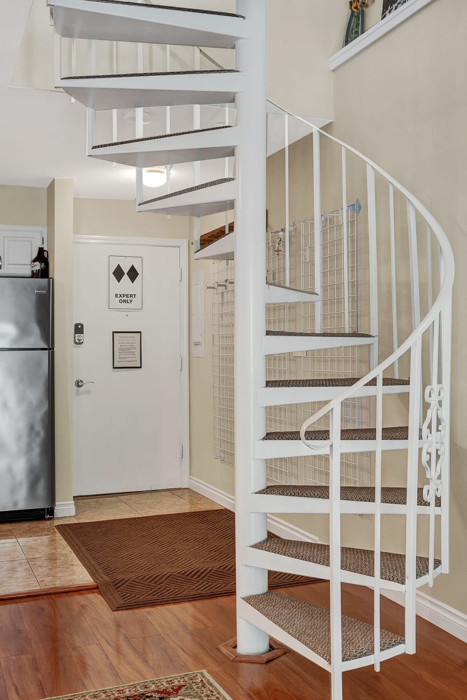 Spiral Case to Upper Floor. 