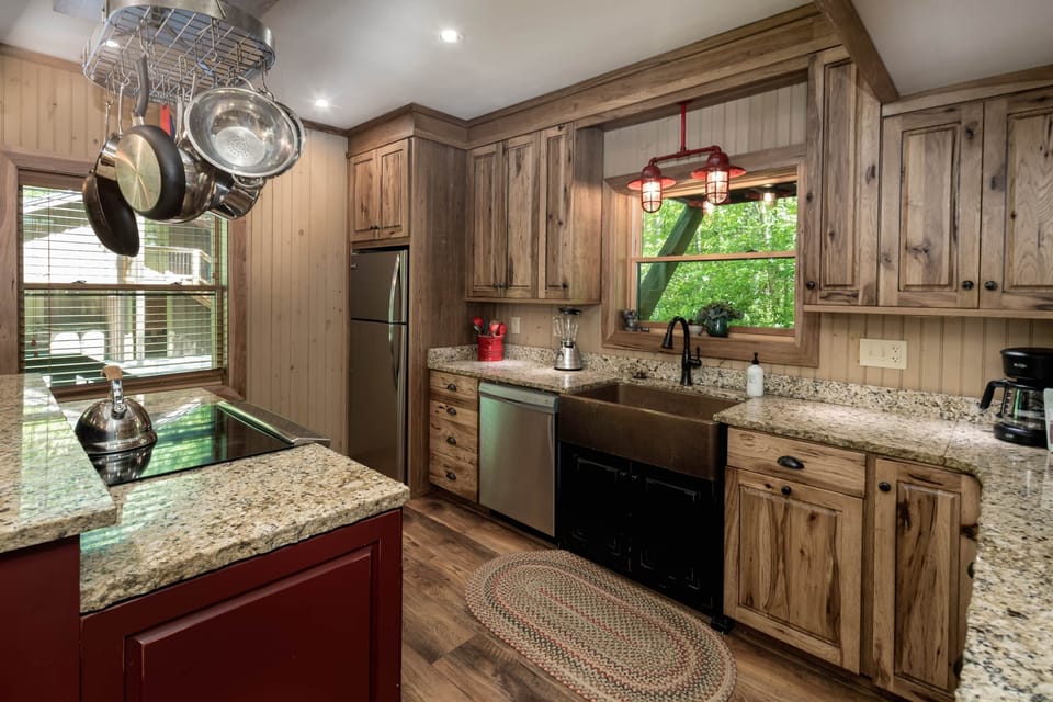 Huffman Creek Retreat -Chestnut-5