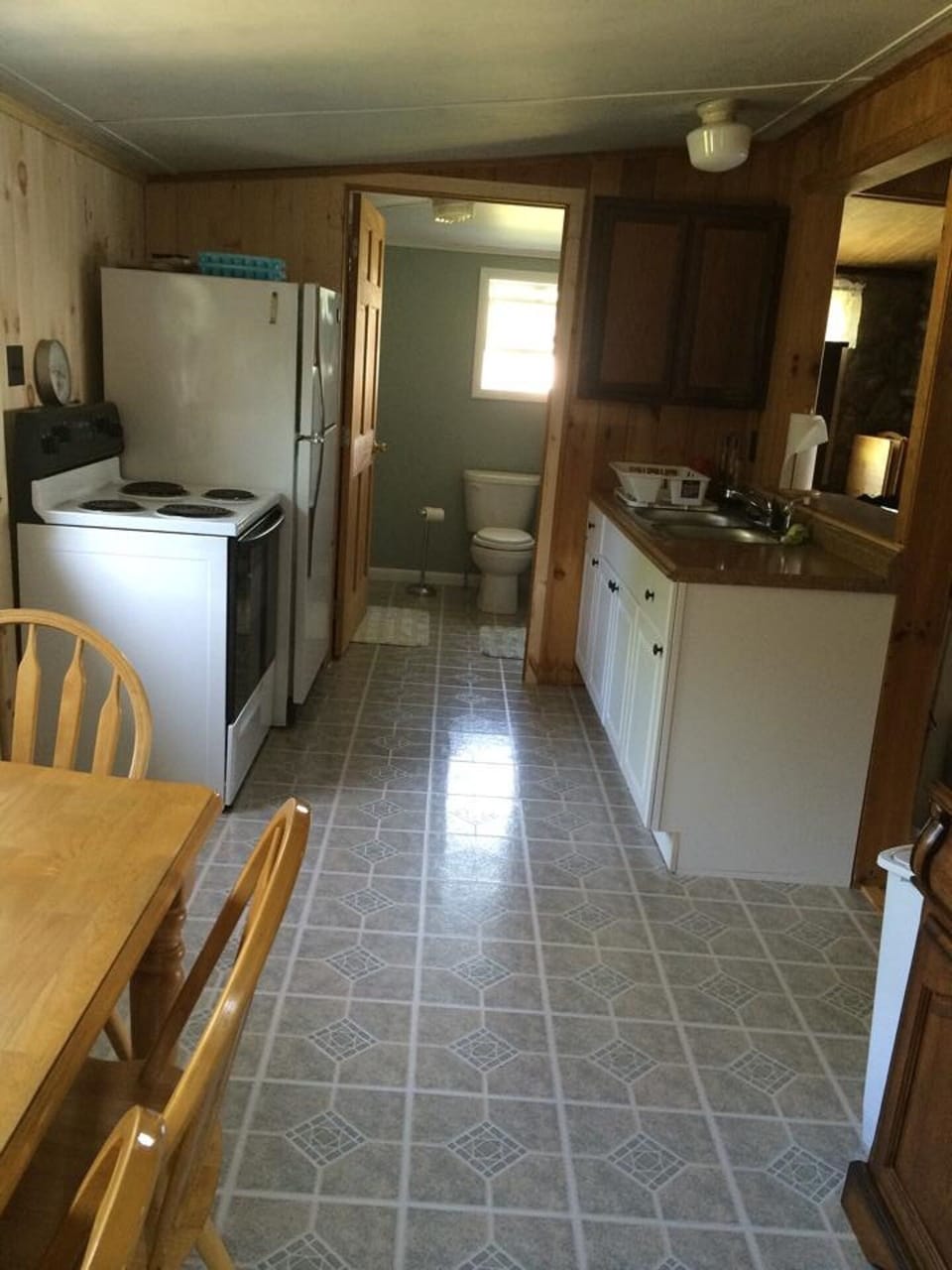 kitchen from other end