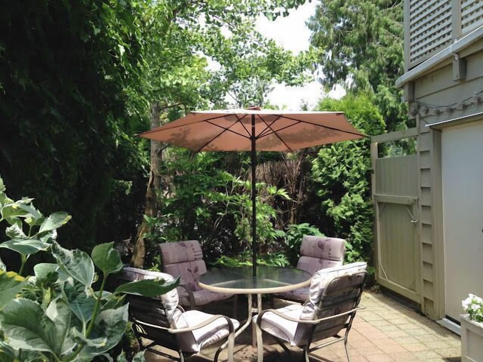 Outside Dining