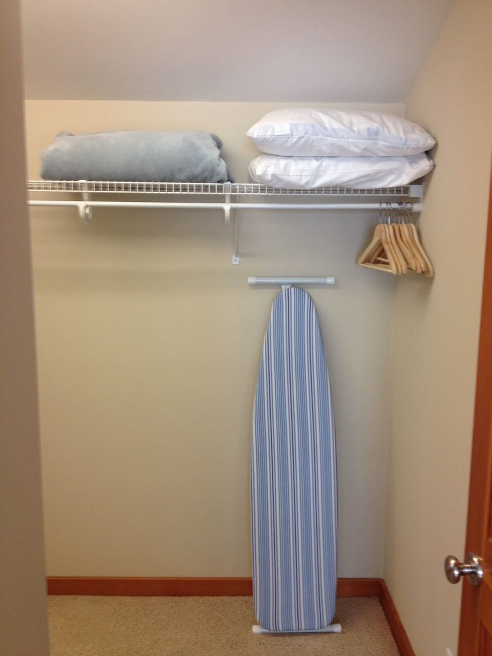 Primary Room- walk in closet