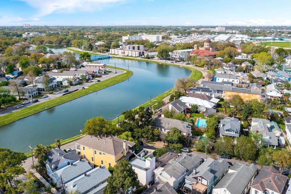 The bayou that runs through the neighborhood, 2 blocks from the house.