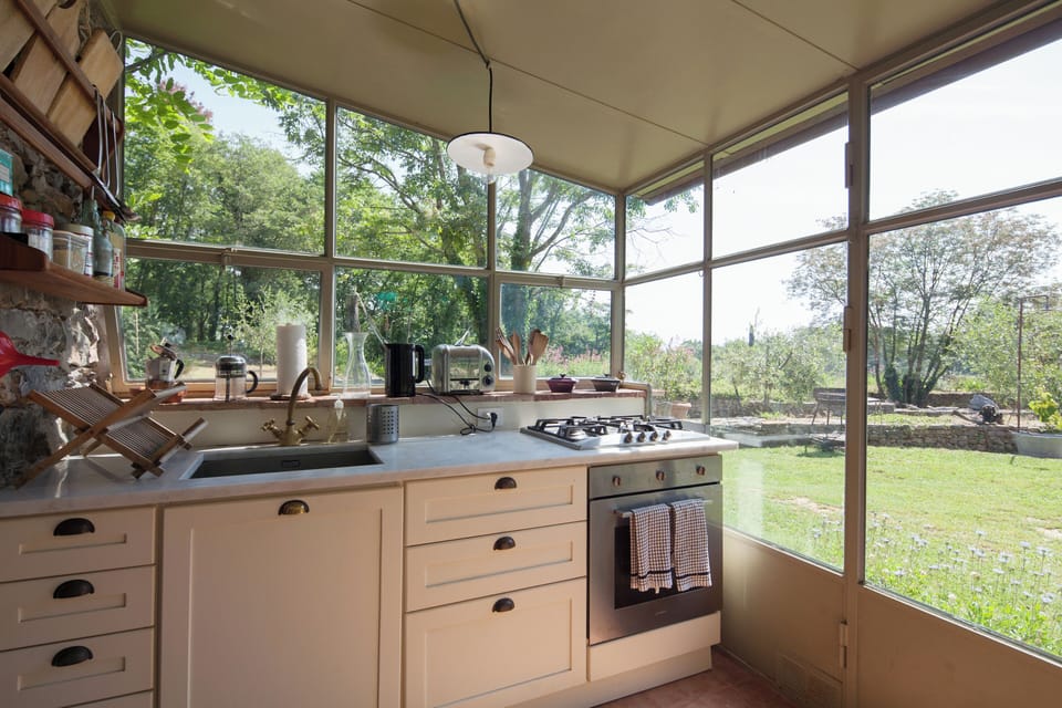 Fullyequippedkitchen 1bedroom 2guests withapet wheretosleep zanego laspezia